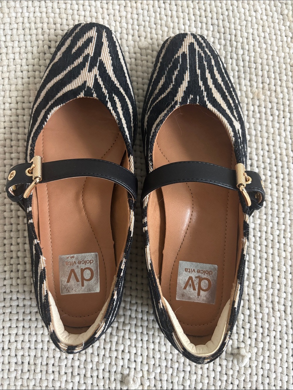 Dolce vita zebra flats